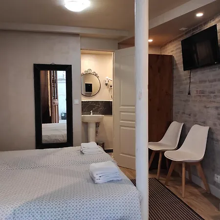 Hotel Clermont Montmartre-3